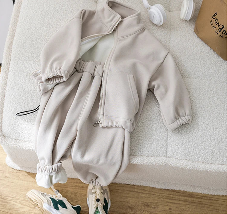 Kids Winter Fleece Set – Warm 2‑Piece Outfit (1–6Y)